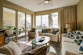 Fun In The Sun! Crescent at Miramar - Gulf Front+Beach Chairs